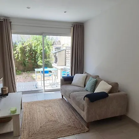 T3 Spacieux Lumineux Jardin Et Proche Du Tram Apartment *